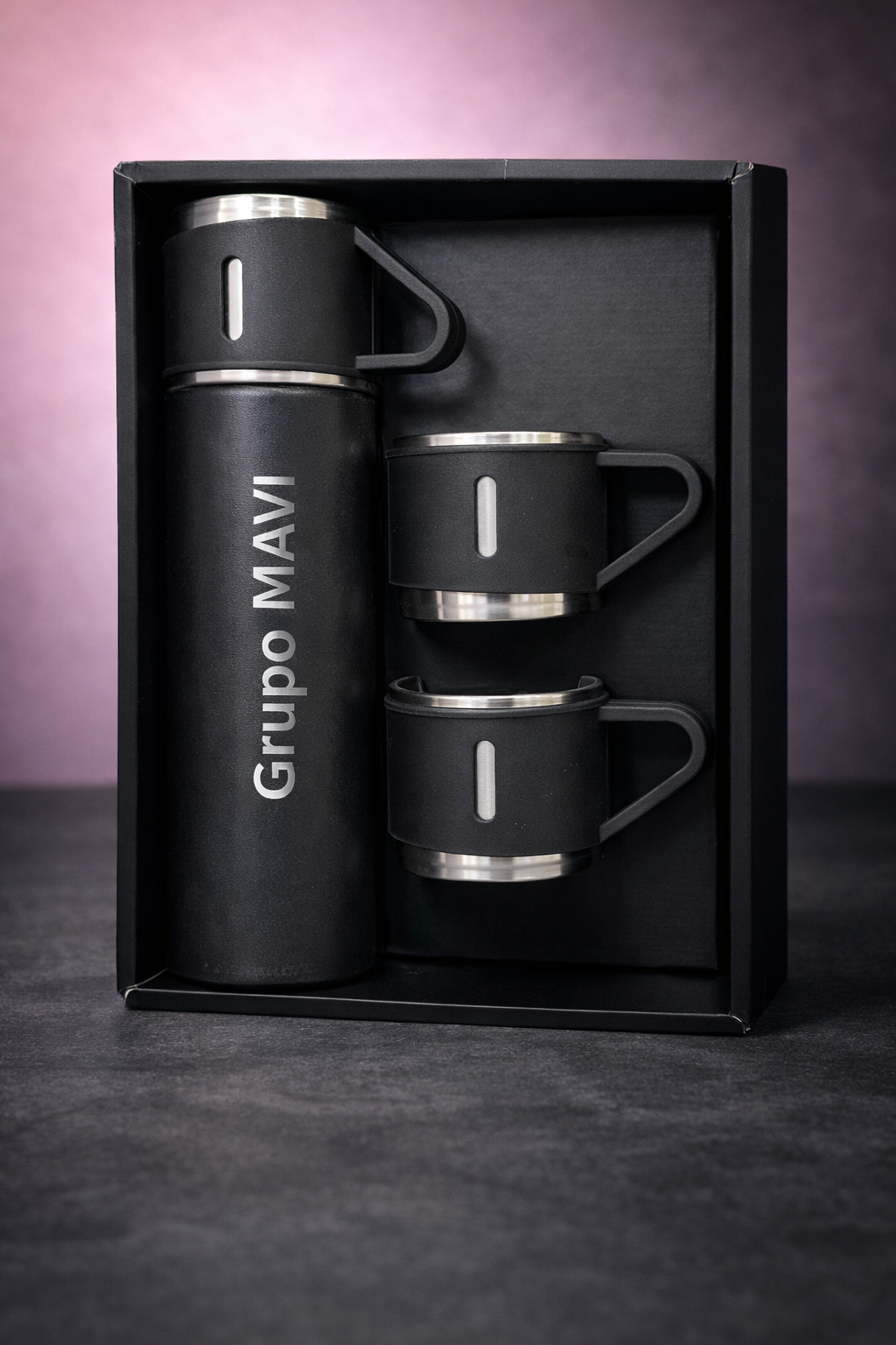 Set de termo de 500 ml con tazas color negro